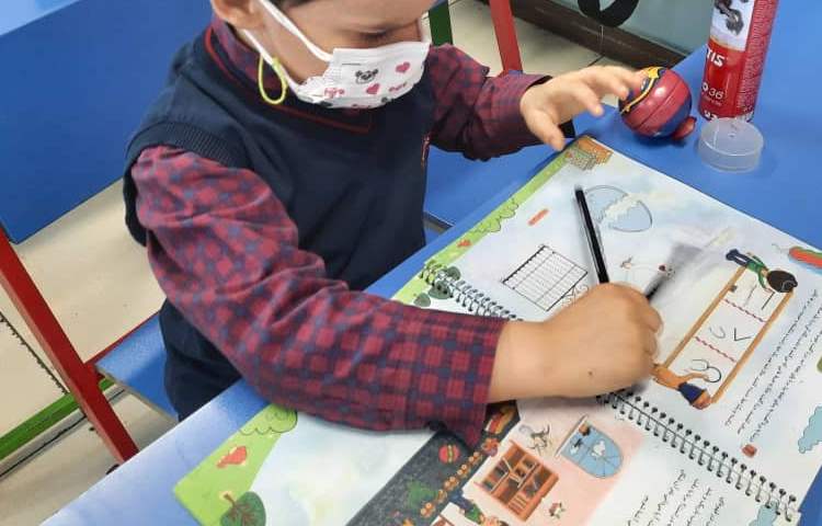 فعالیت های خوانداری و نوشتاری 5