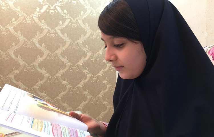 فعالیت های دانش آموزان در منزل هنگام انجام تکالیف 3