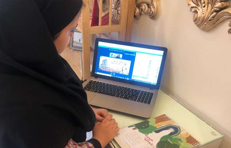 فعالیت‌های درسی دانش آموزان در منزل 1