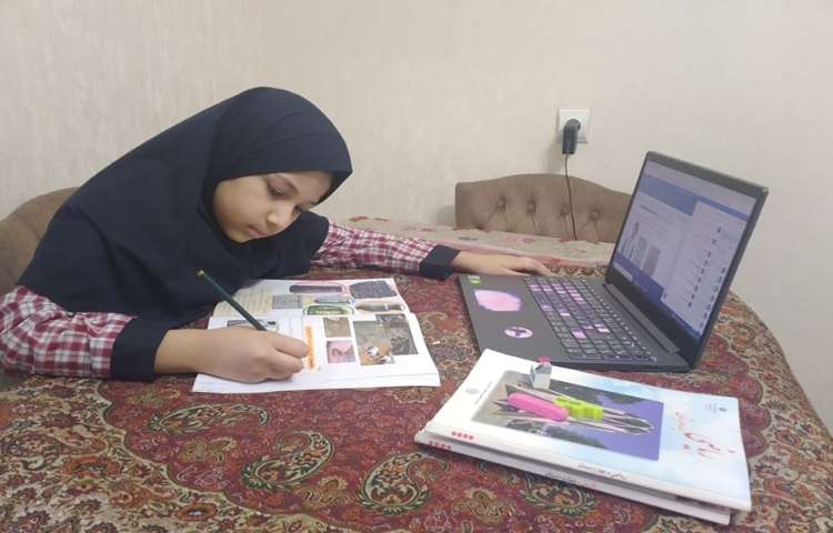 فعالیت‌های درسی دانش آموزان در منزل 2