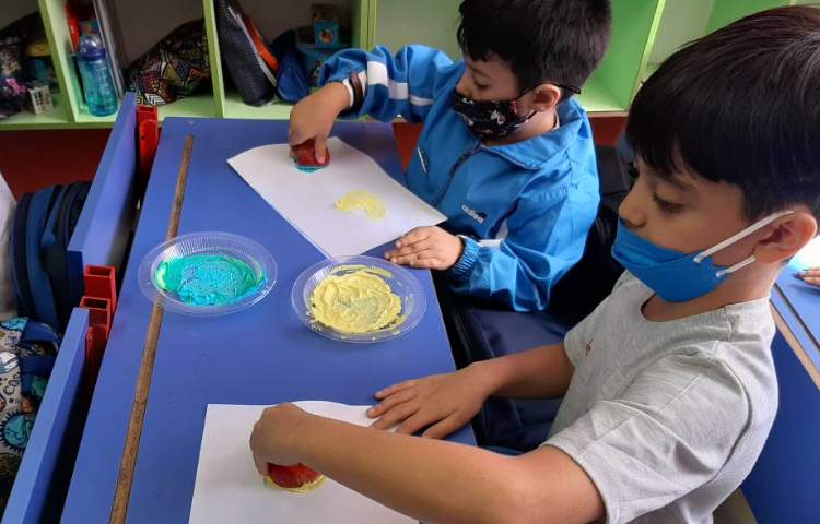 :فعالیت های درسی کلاس سیب 18