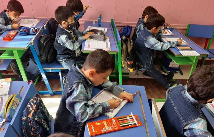 :فعالیت های درسی کلاس سیب 8