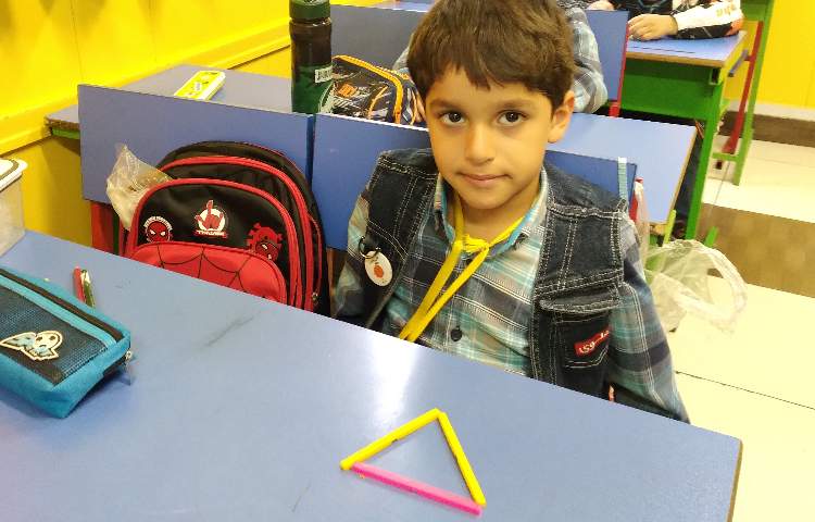 :فعالیت های درسی کلاس پرتقال 8