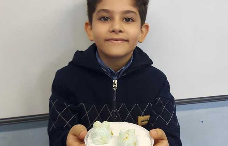 فعالیت های درس 13 علوم ساخت مجسمه گچی و صابون میوه ایی (کارگاه خلاق)پایه دوم دبستان 6