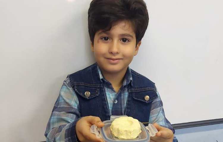 فعالیت های درس 13 علوم ساخت مجسمه گچی و صابون میوه ایی (کارگاه خلاق)پایه دوم دبستان