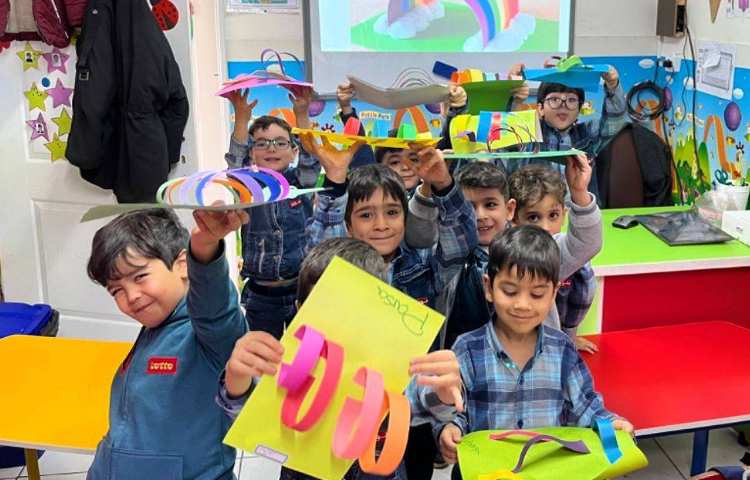 فعالیت های دست ورزی در کلاس زبان انگلیسی 3