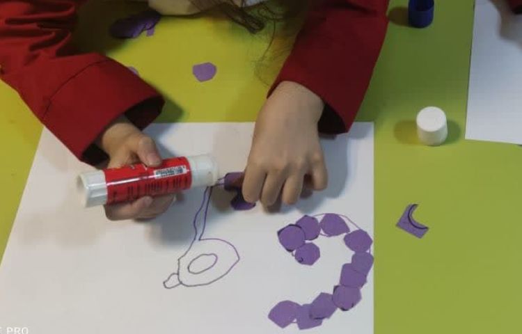 فعالیت‌های دست ورزی و یادگیری حروف 3