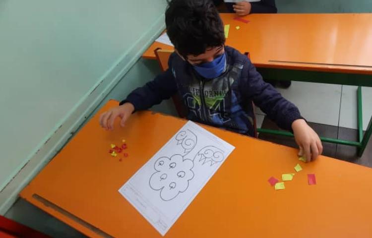 فعالیت های دست ورزی 9