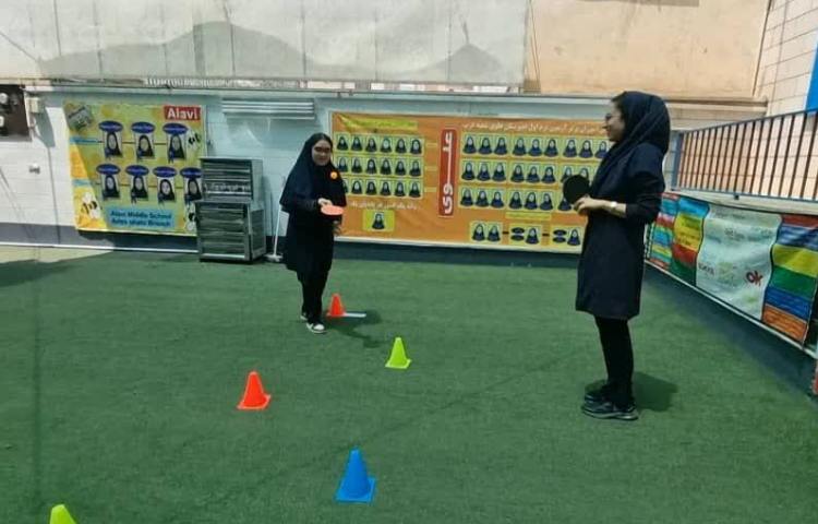 فعالیت های زبانی در پایگاه تابستانی 4