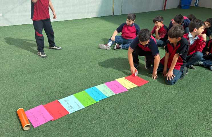 فعالیت های زبانی 8