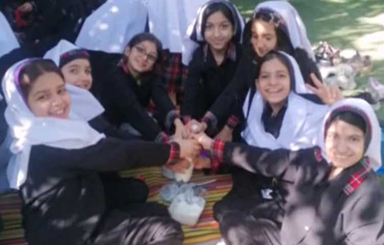 فعالیت های علوم دانش آموزان پایه پنجم دبستان پرتوعلوی