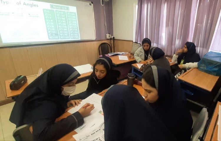 فعالیت های واحد زبان در هفته ملی علوم 6