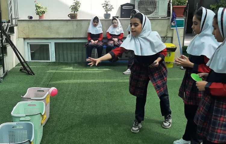 فعالیت های پایگاه تابستان 1