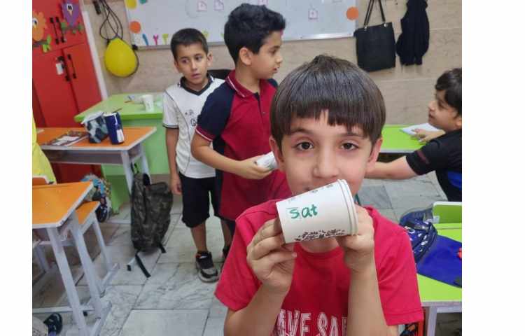 فعالیت هدفمند خواندن حروف و کلمات 4