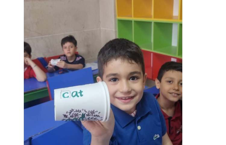 فعالیت هدفمند خواندن حروف و کلمات 4