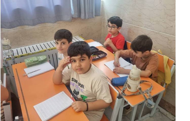 فعالیت هدفمند ساخت کلمه و نوشتار 4