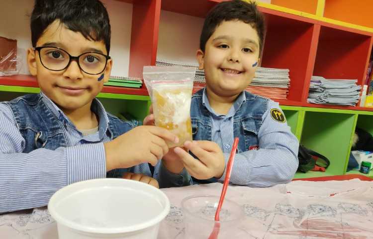 فعالیت هفته علوم ترفند های نمکی 3