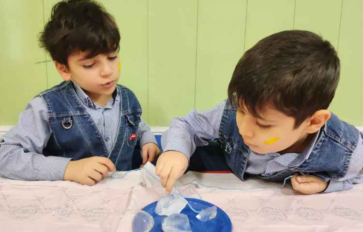 فعالیت هفته علوم ترفند های نمکی 7