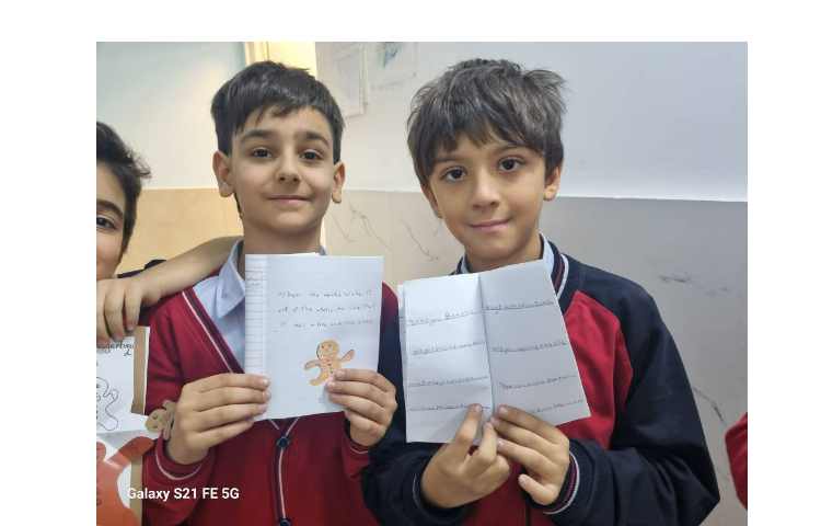 فعالیت هفته ی کتاب و کتاب‌خوانی 3