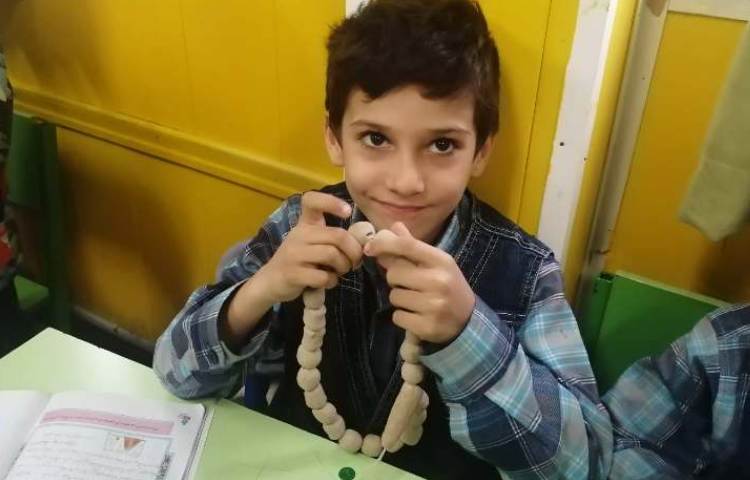 :فعالیت هنری، ساخت تسبیح 3