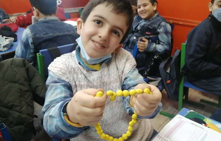 :فعالیت هنری، ساخت تسبیح 8