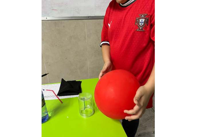 فعالیت و آزمایش های علوم در مبحث نیرو و انواع نیرو 3