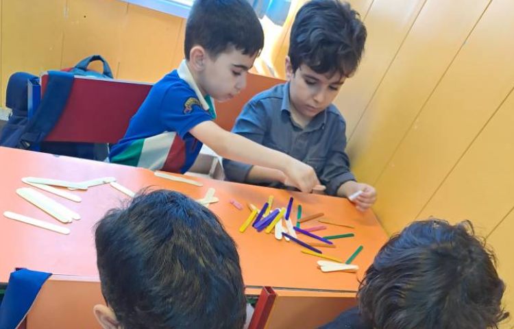 :فعالیت کلاسی زنگ تفریح (بازی ساختنی) 1