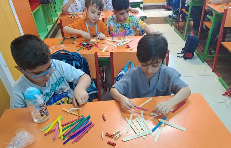 :فعالیت کلاسی زنگ تفریح (بازی ساختنی) 3