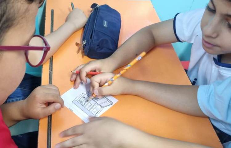 فعالیت گروهی، جمله سازی با استفاده از ساختار صفحه 71 کتاب 2