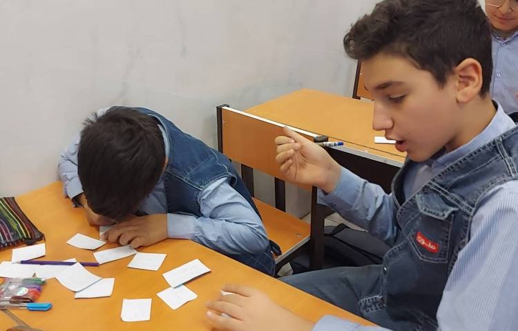 فعالیت گروهی درس فارسی ،پرسش خلاقانه مترادف و متضاد و هم‌خانواده 1