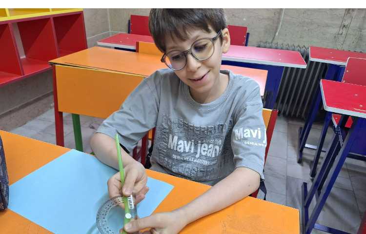 فعالیت گروهی ریاضی - بدست آوردن زاویه ها 5