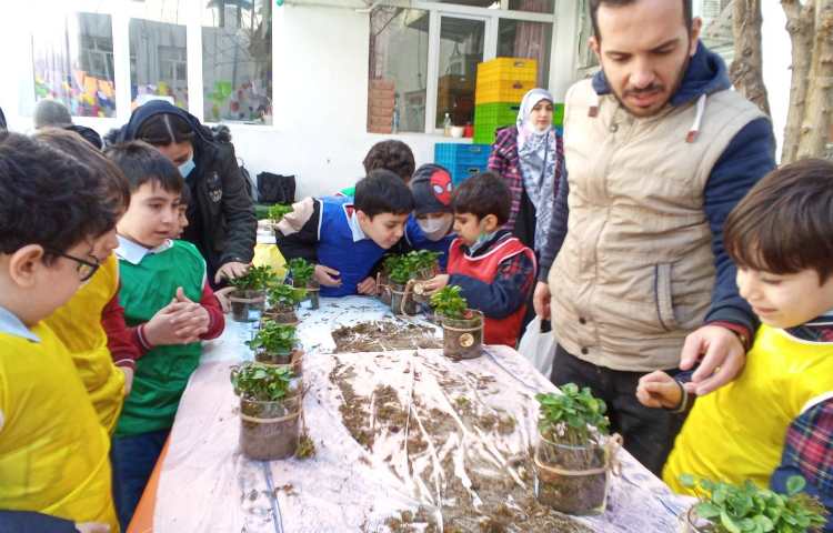 فعالیت گروه های چهارخانه به مناسبت روز درختکاری 24