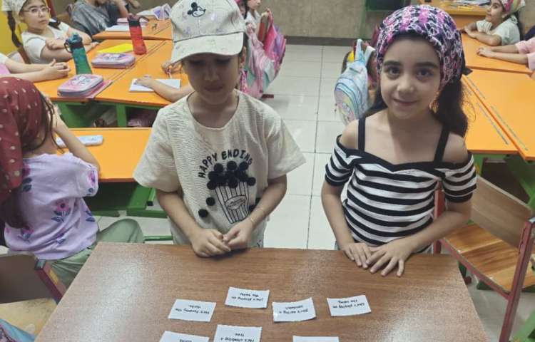 فعالیت - freer - present continues 2