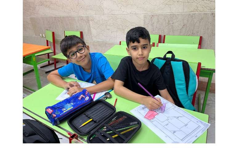 فعالیت introducing and talk about favourites 3