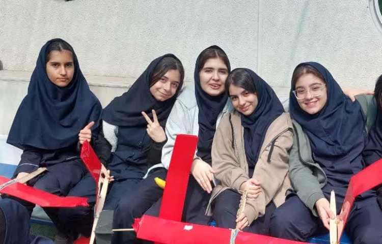 فوق برنامه 4