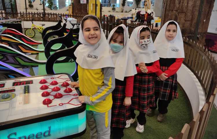 فکر بازیا باغ کتاب 10