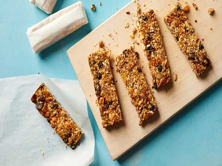 قاصدک آذر 1401