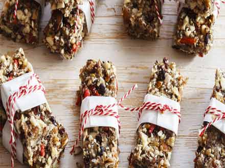 قاصدک آذر 1401