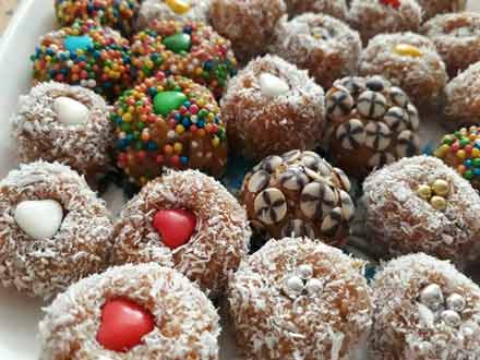 قاصدک اردیبهشت 1402