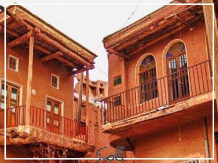 معماری خانه‌های ابیانه