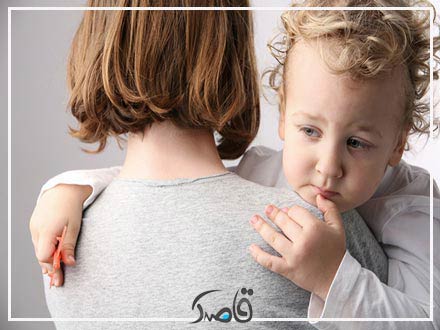 چه عواملی در ایجاد اضطراب جدایی نقش دارند؟