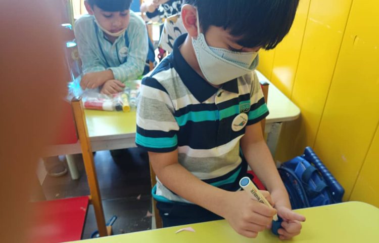 :قصه گویی و نمایشنامه(کاردستی پزشک)، کلاس بادبادک 7