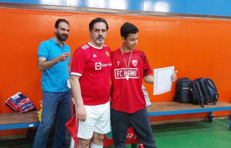 قهرمانی تیم فوتسال مرکز در مسابقات بین مدارس علوی 13