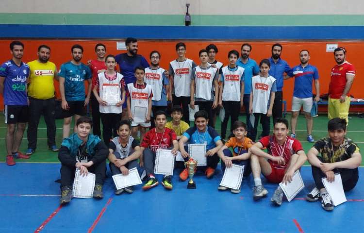 قهرمانی تیم فوتسال مرکز در مسابقات بین مدارس علوی 17