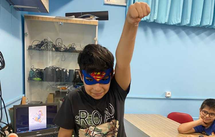 قهرمان امروز کلاس 4