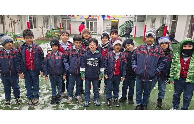 لذت آموزش در یک روز برفی 6