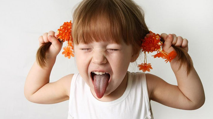 چگونه می‌توان در عین محبت کردن، مانع از لوس شدن کودکان شد؟