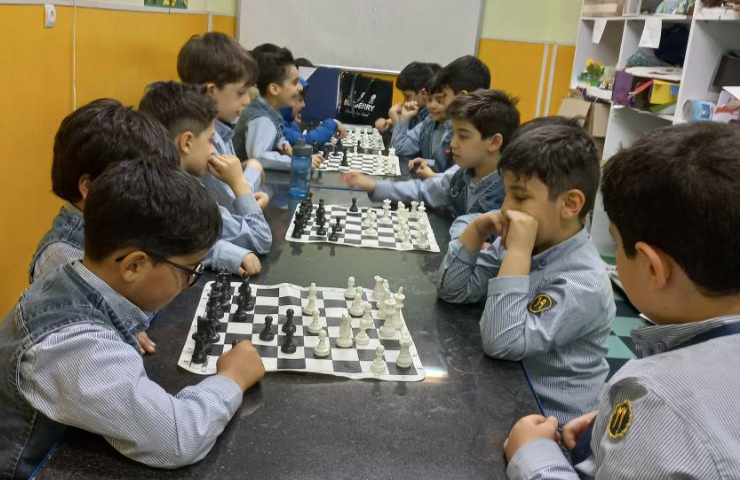 مات پلکانی 12