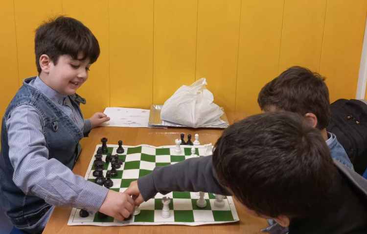 مات پلکانی 13