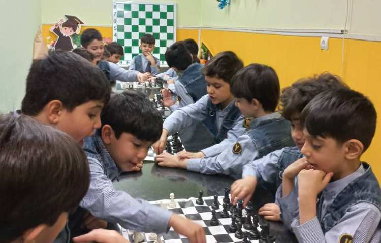 مات پلکانی 14